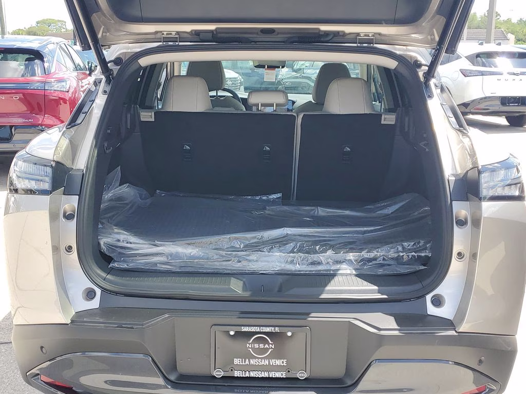 2026 Champagne Silver Metallic Nissan Murano SL AWD SUV