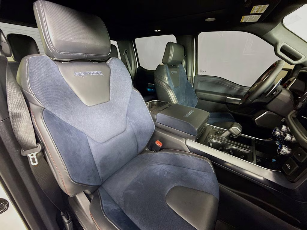 2023 Oxford White Ford F-150 Raptor 4X4 Truck