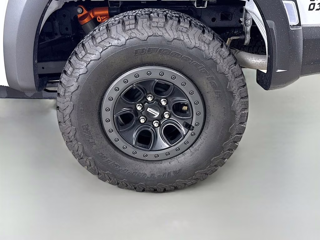 2023 Oxford White Ford F-150 Raptor 4X4 Truck