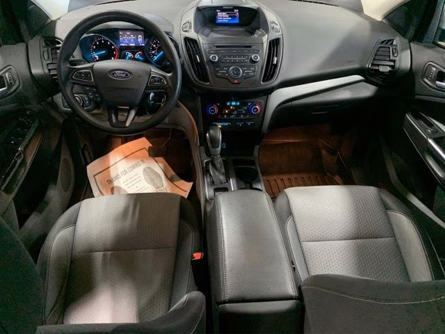2018 Oxford White Ford Escape SE 4X4 SUV