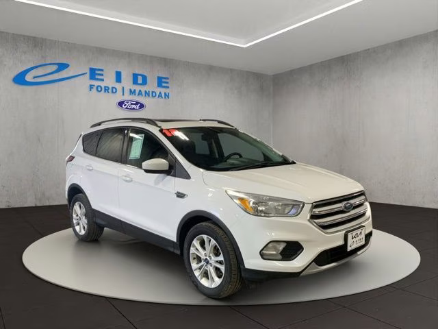 2018 Oxford White Ford Escape SE 4X4 SUV