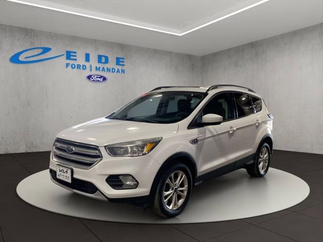 2018 Oxford White Ford Escape SE 4X4 SUV