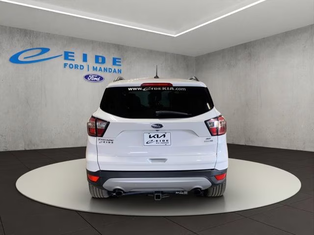 2018 Oxford White Ford Escape SE 4X4 SUV