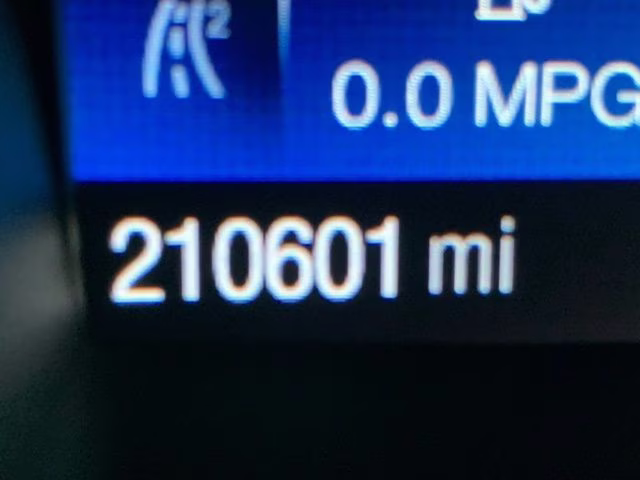 2018 Oxford White Ford Escape SE 4X4 SUV