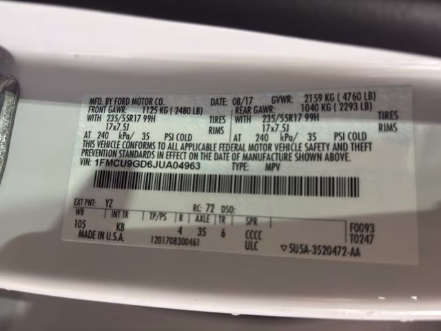 2018 Oxford White Ford Escape SE 4X4 SUV
