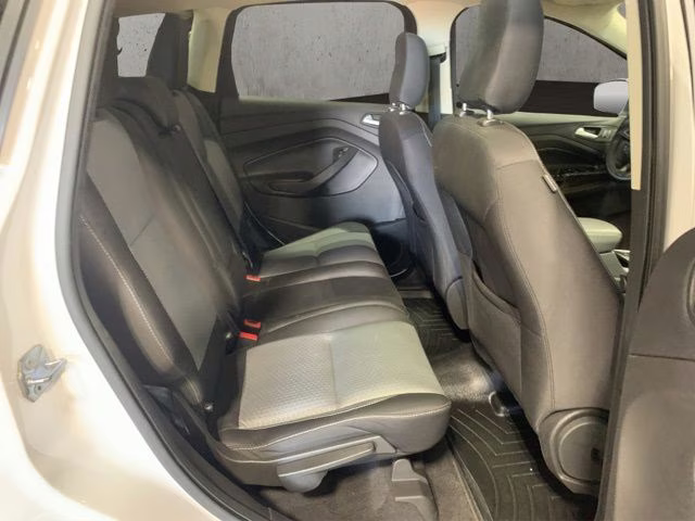 2018 Oxford White Ford Escape SE 4X4 SUV