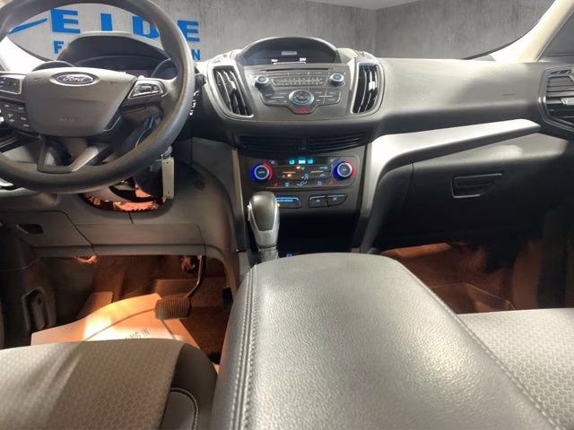 2018 Oxford White Ford Escape SE 4X4 SUV