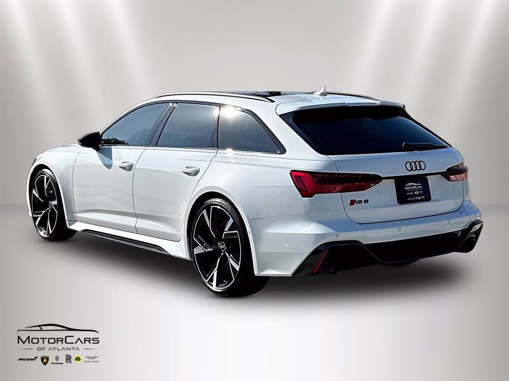 2022 Glacier White Metallic Audi RS 6 4.2 Carbon Optic and RS Design Package AWD Crossover
