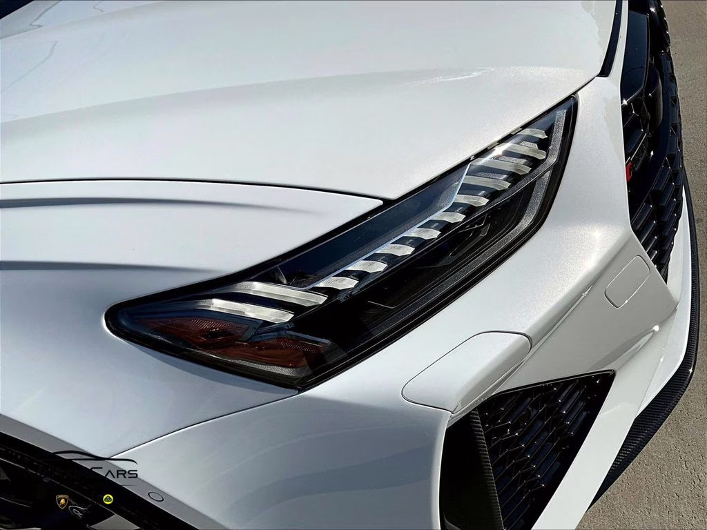 2022 Glacier White Metallic Audi RS 6 4.2 Carbon Optic and RS Design Package AWD Crossover