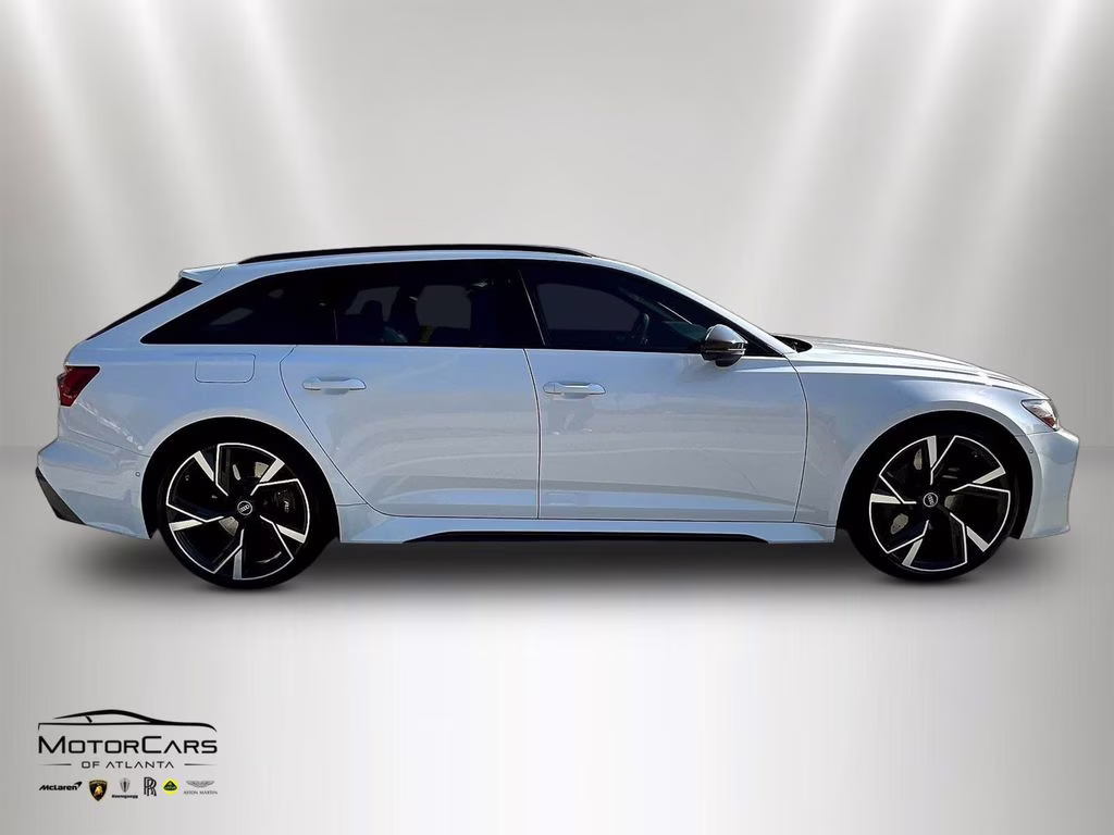 2022 Glacier White Metallic Audi RS 6 4.2 Carbon Optic and RS Design Package AWD Crossover