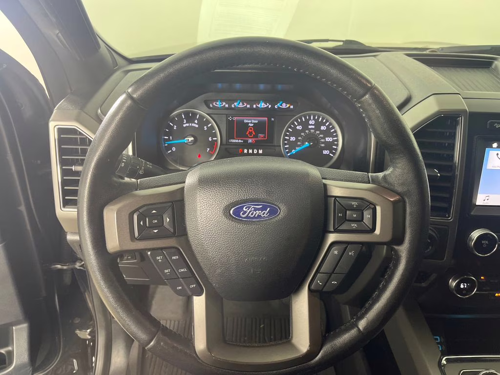 2019 Black Metallic Ford Expedition XLT 4X4 SUV