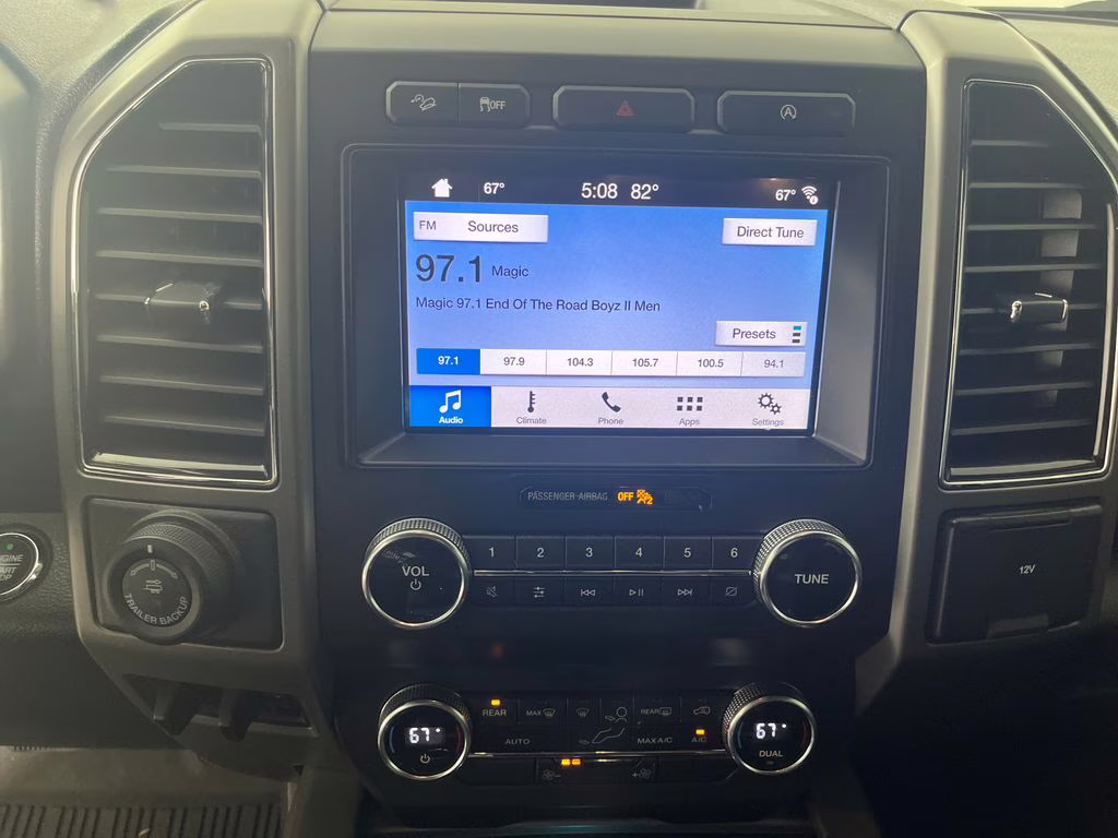2019 Black Metallic Ford Expedition XLT 4X4 SUV