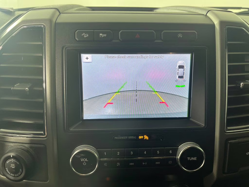 2019 Black Metallic Ford Expedition XLT 4X4 SUV