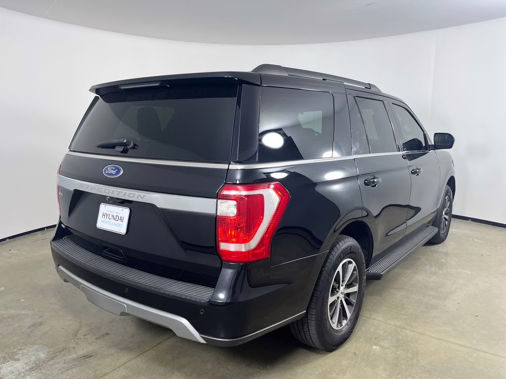 2019 Black Metallic Ford Expedition XLT 4X4 SUV