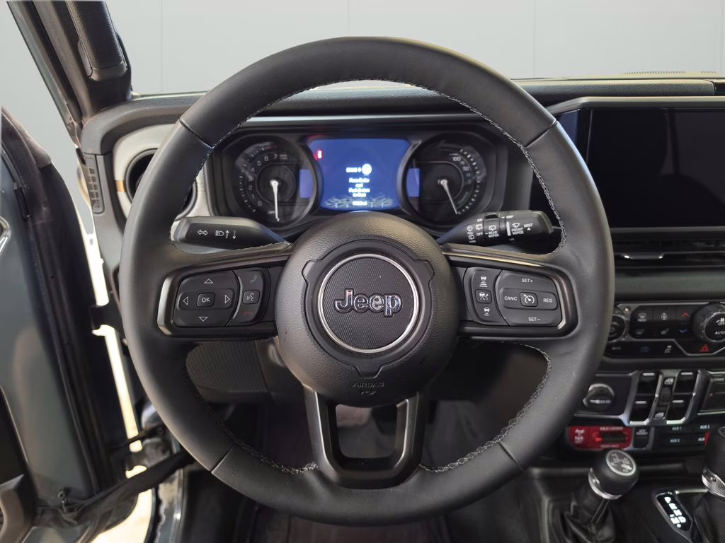 2025 Anvil Clear Coat Jeep Wrangler 4xe Willys 4X4 SUV