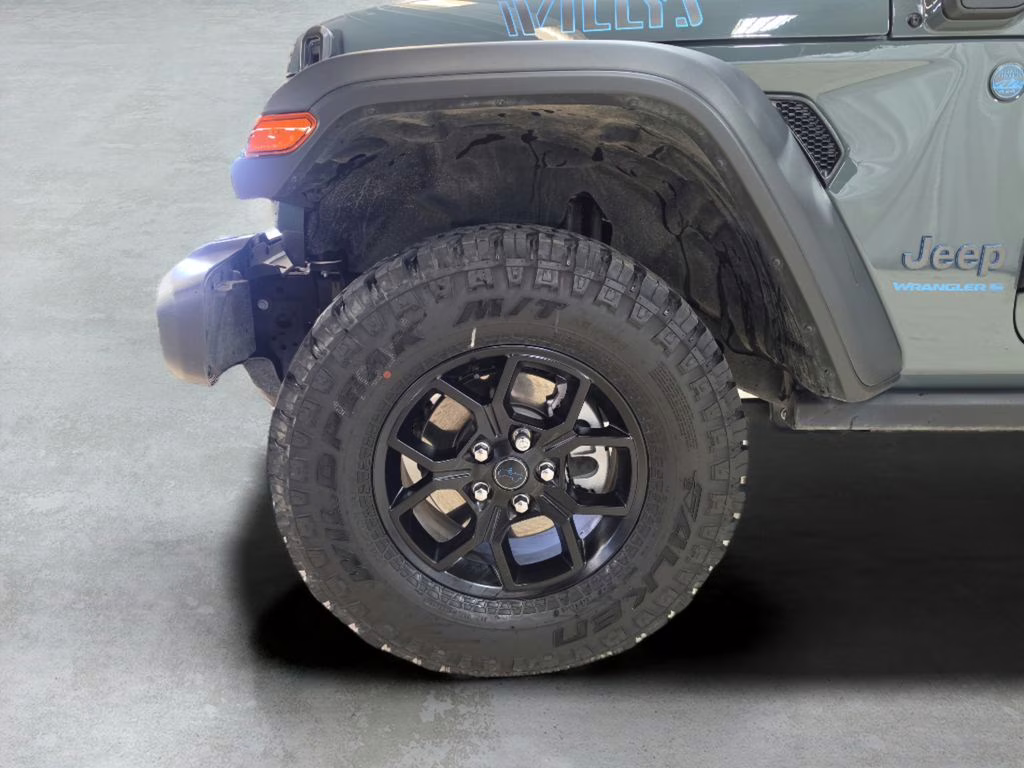 2025 Anvil Clear Coat Jeep Wrangler 4xe Willys 4X4 SUV