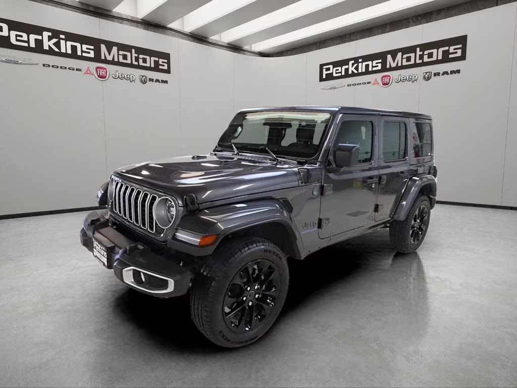 2025 Granite Crystal Metallic Clearcoat Jeep Wrangler 4xe Sahara 4X4 SUV