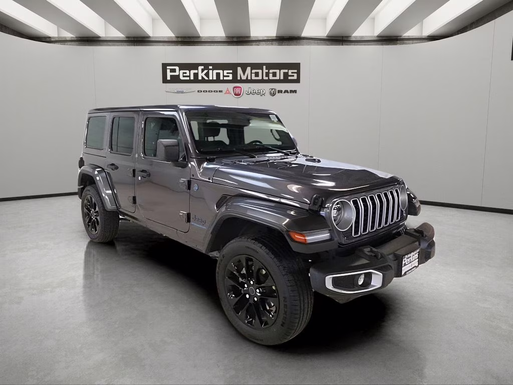 2025 Granite Crystal Metallic Clearcoat Jeep Wrangler 4xe Sahara 4X4 SUV