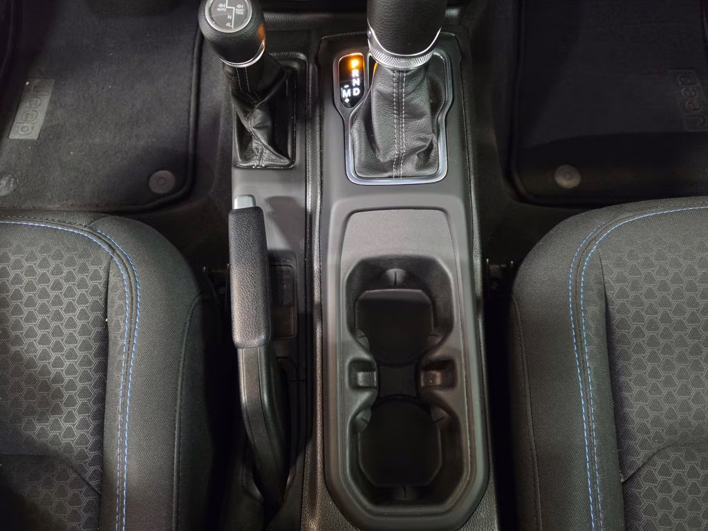 2025 Granite Crystal Metallic Clearcoat Jeep Wrangler 4xe Rubicon 4X4 SUV