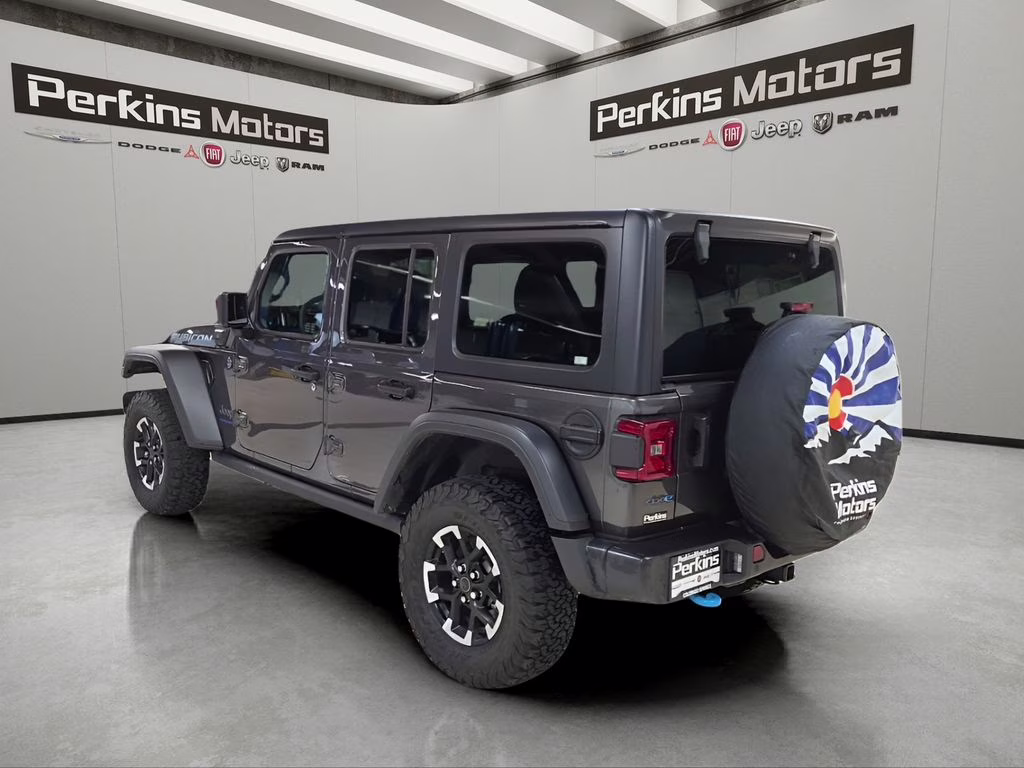 2025 Granite Crystal Metallic Clearcoat Jeep Wrangler 4xe Rubicon 4X4 SUV