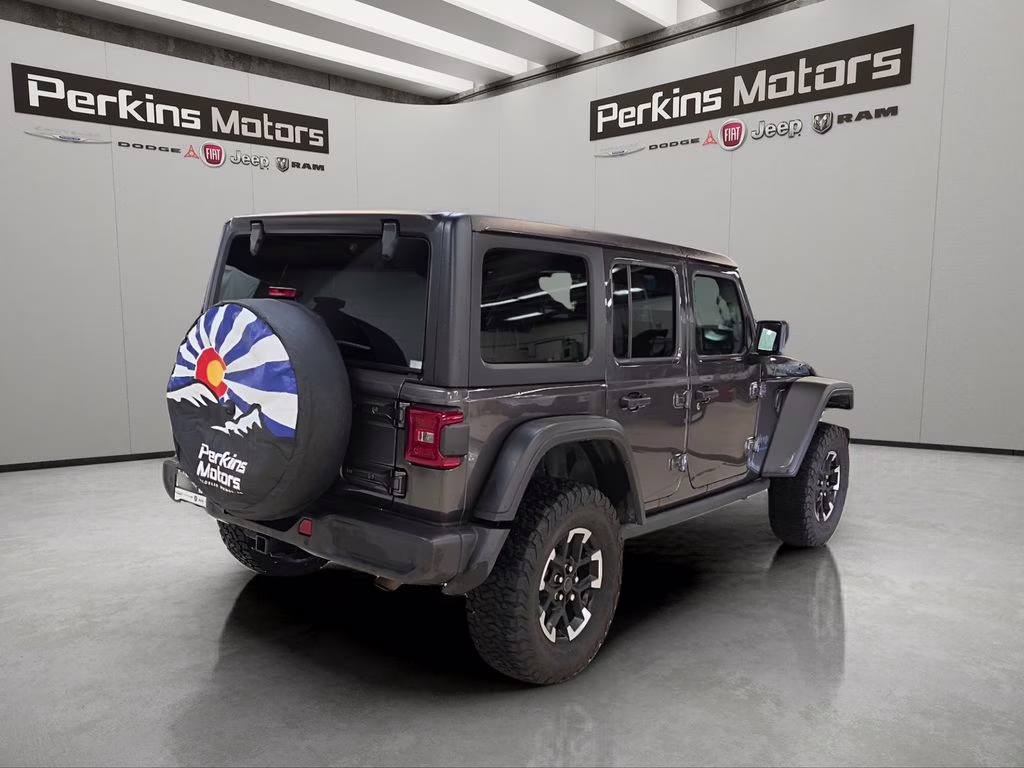 2025 Granite Crystal Metallic Clearcoat Jeep Wrangler 4xe Rubicon 4X4 SUV