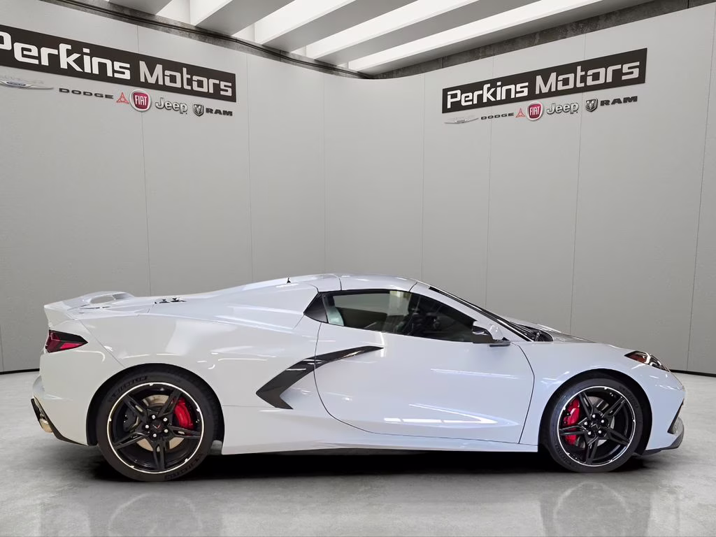 2020 Ceramic Matrix Gray Metallic Chevrolet Corvette Stingray RWD Convertible