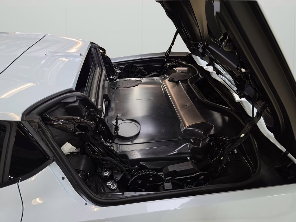 2020 Ceramic Matrix Gray Metallic Chevrolet Corvette Stingray RWD Convertible