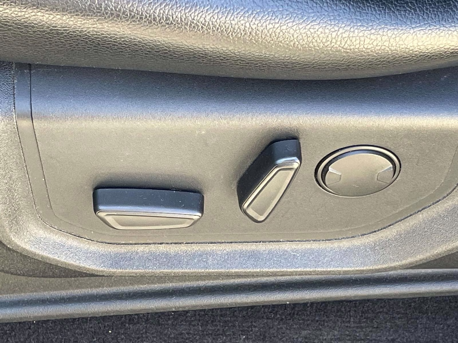 2019 Agate Black Metallic Ford F-150 Lariat 4X4 Truck