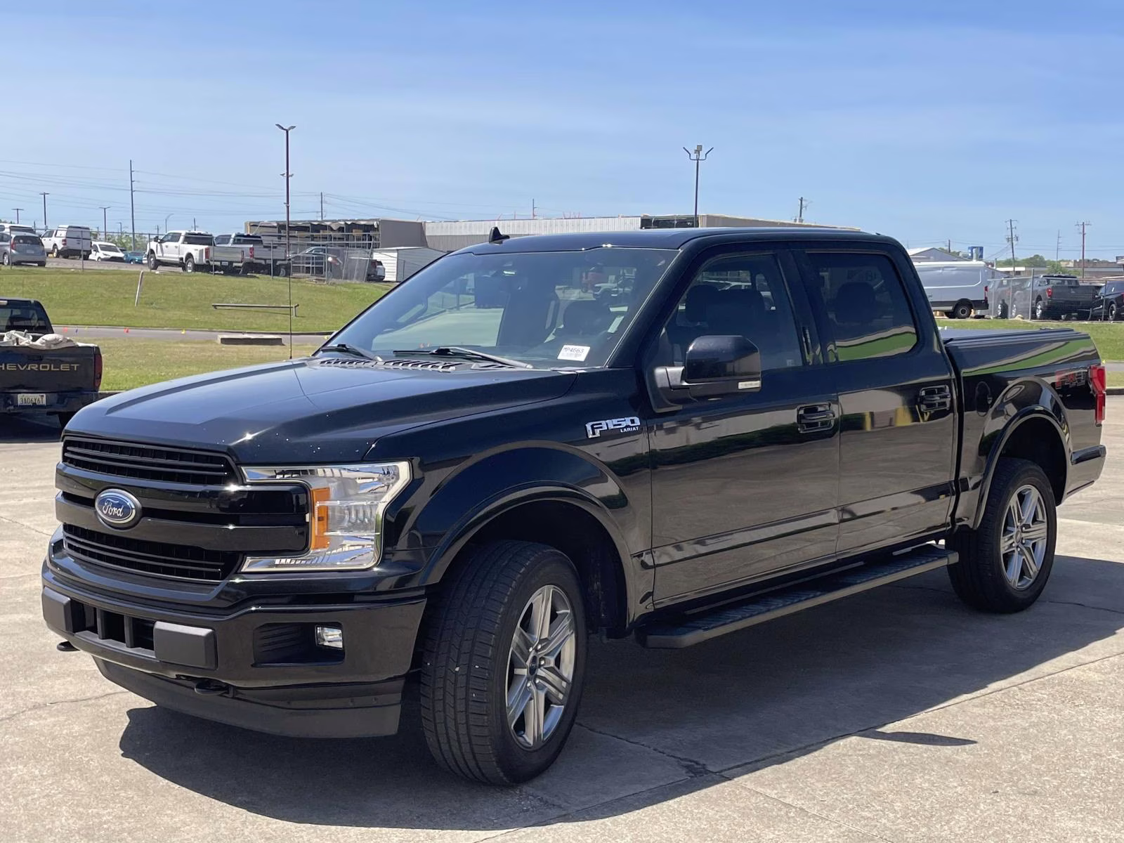 2019 Agate Black Metallic Ford F-150 Lariat 4X4 Truck