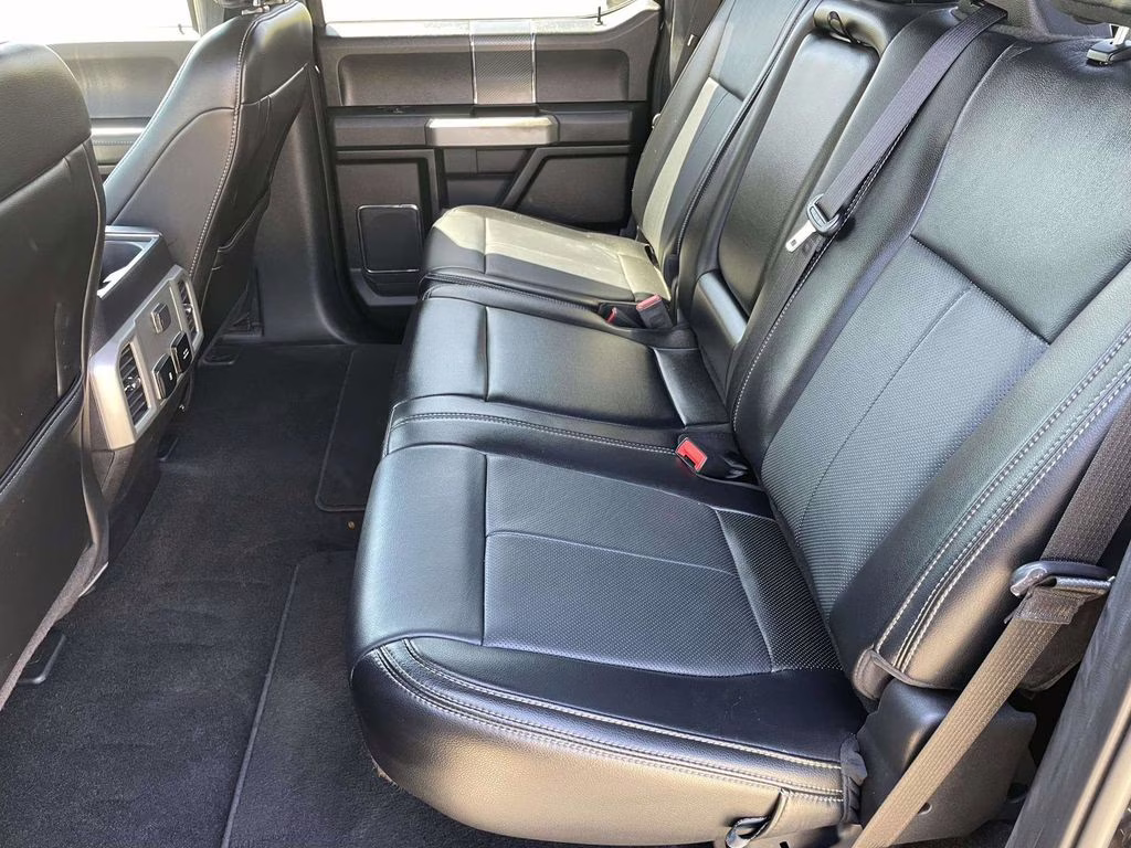 2019 Agate Black Metallic Ford F-150 Lariat 4X4 Truck