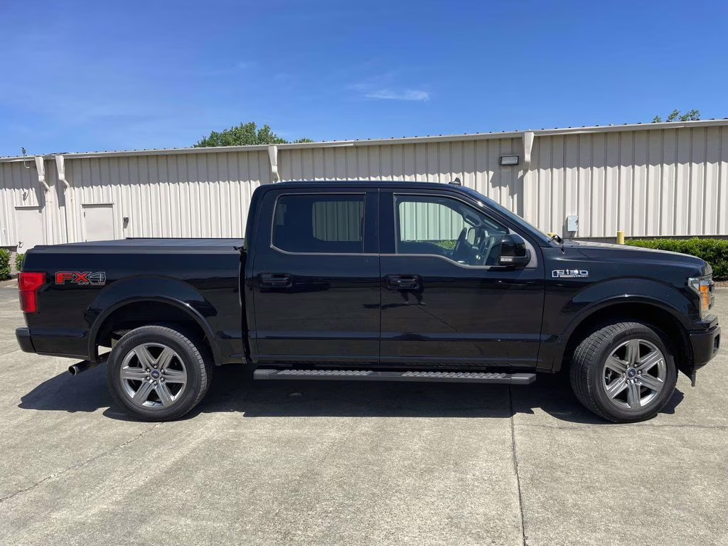 2019 Agate Black Metallic Ford F-150 Lariat 4X4 Truck