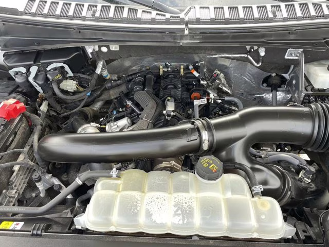 2022 White Metallic Ford Expedition Timberline 4X4 SUV