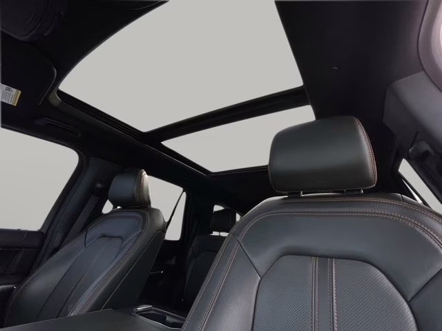 2022 White Metallic Ford Expedition Timberline 4X4 SUV