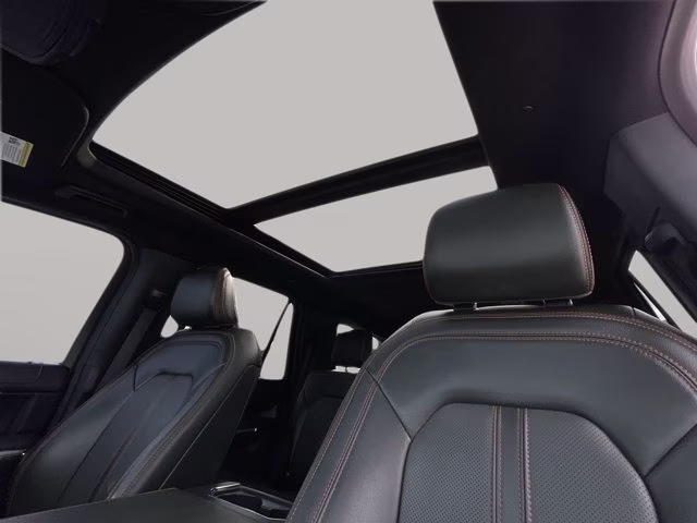 2022 White Metallic Ford Expedition Timberline 4X4 SUV