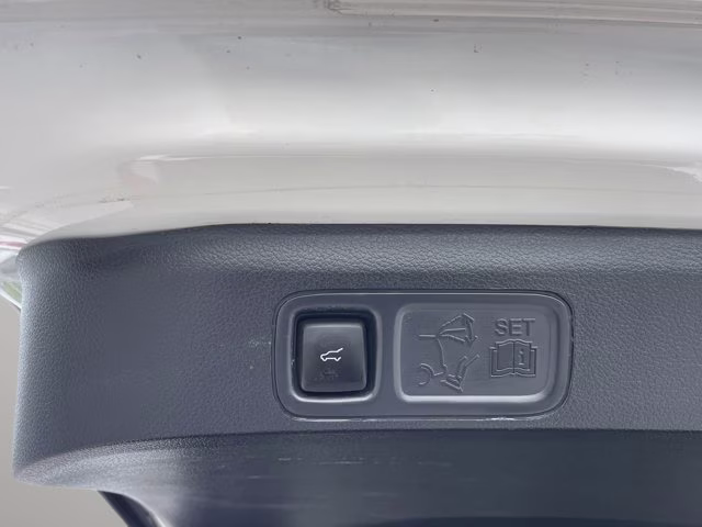 2022 White Metallic Ford Expedition Timberline 4X4 SUV