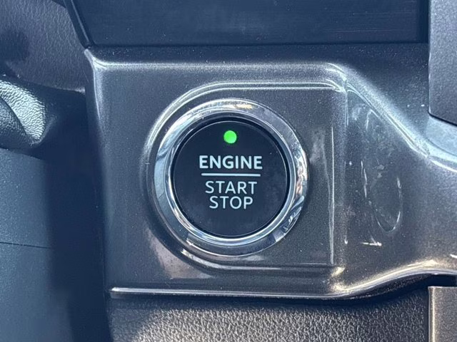 2023 Gray Metallic Ford F-150 XLT 4X4 Truck