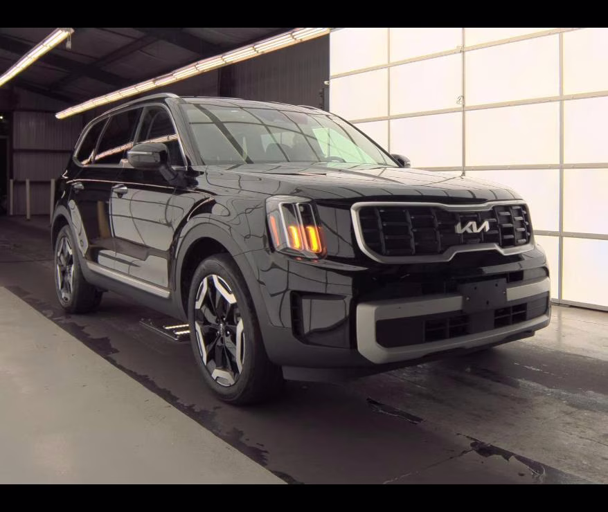 2025 Ebony Black Kia Telluride S FWD SUV