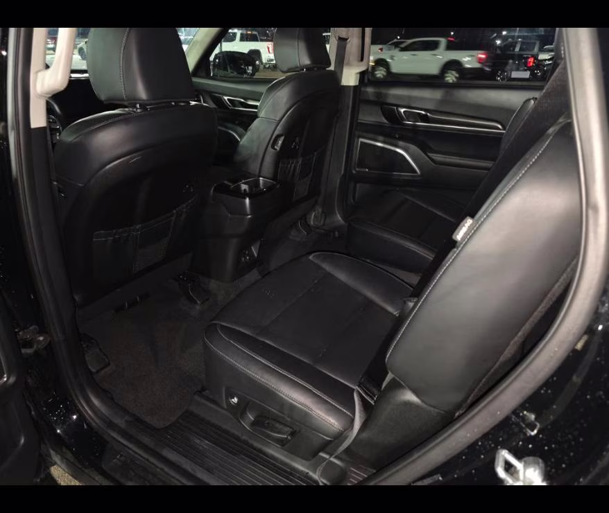 2025 Ebony Black Kia Telluride S FWD SUV