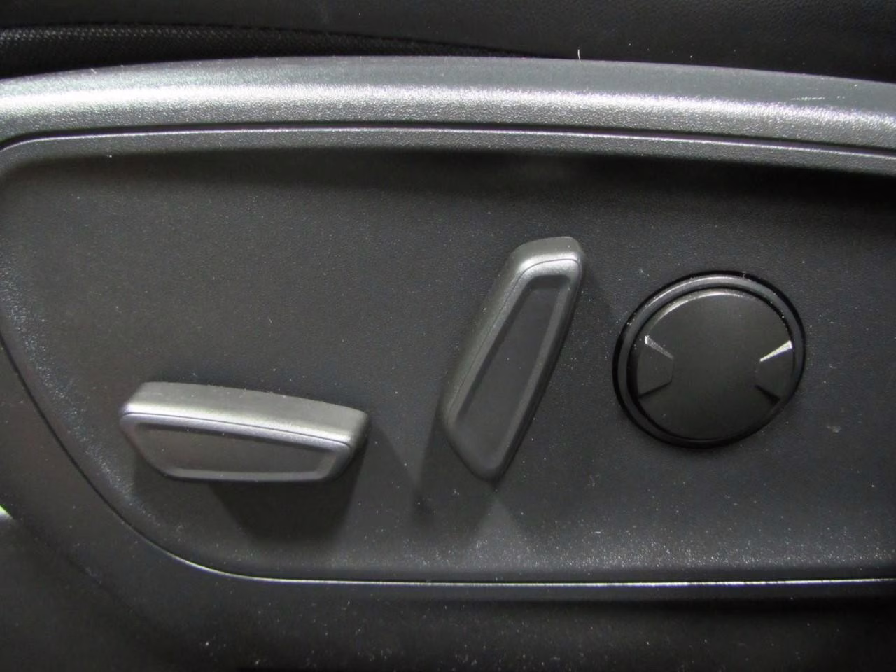 2024 Agate Black Metallic Ford Escape ST-Line Select AWD SUV