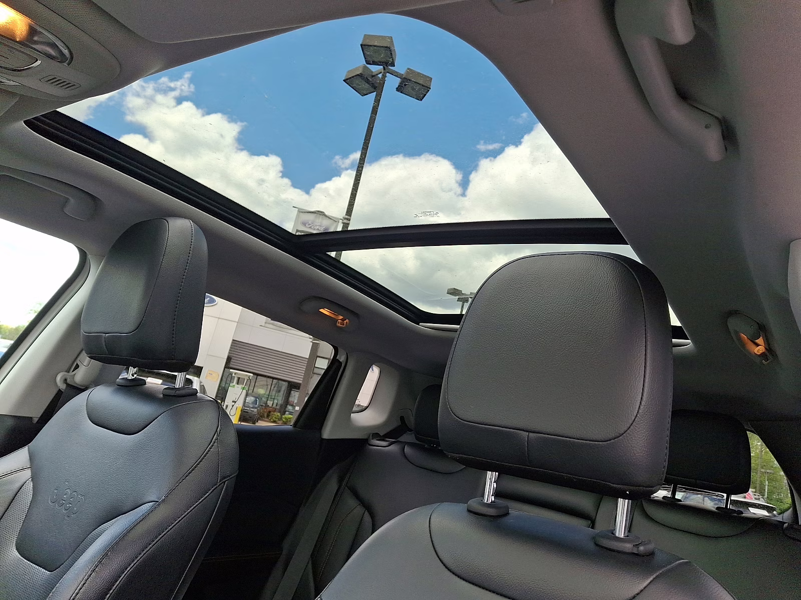 2018 White Clearcoat - PW3 Jeep Compass Limited 4x4 4X4