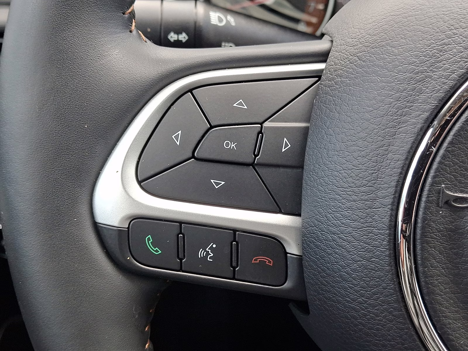 2018 White Clearcoat - PW3 Jeep Compass Limited 4x4 4X4