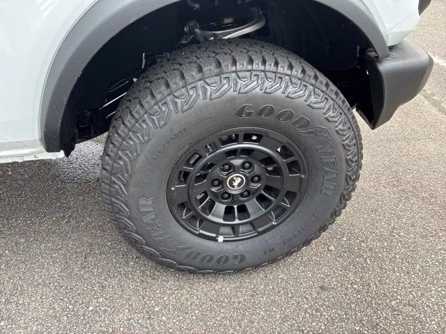 2026 Oxford White Ford Bronco Big Bend Matte Black Acc. Pkg. 4X4 SUV
