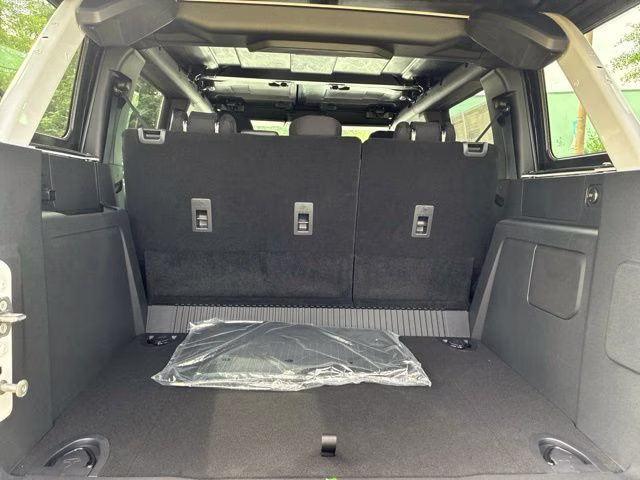 2026 Oxford White Ford Bronco Big Bend Matte Black Acc. Pkg. 4X4 SUV