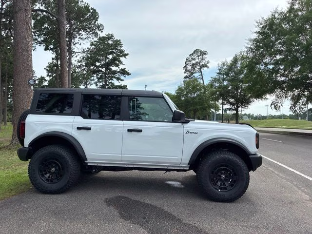 2026 Oxford White Ford Bronco Big Bend Matte Black Acc. Pkg. 4X4 SUV