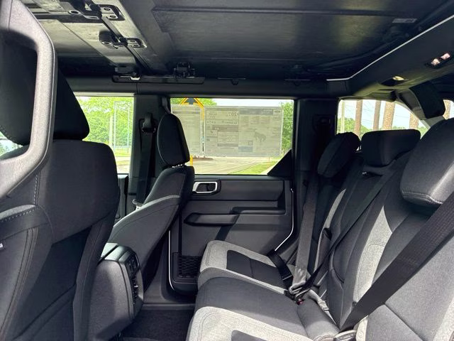 2026 Oxford White Ford Bronco Big Bend Matte Black Acc. Pkg. 4X4 SUV
