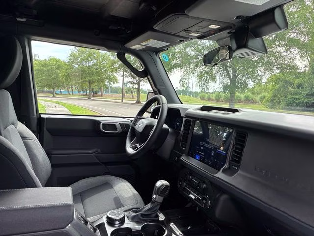 2026 Oxford White Ford Bronco Big Bend Matte Black Acc. Pkg. 4X4 SUV