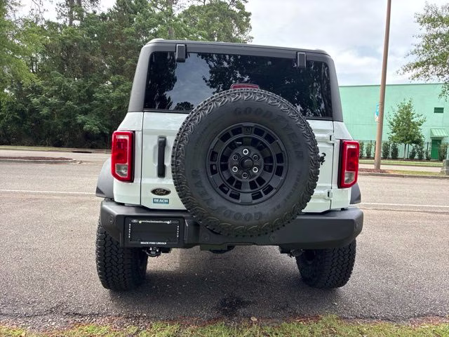 2026 Oxford White Ford Bronco Big Bend Matte Black Acc. Pkg. 4X4 SUV