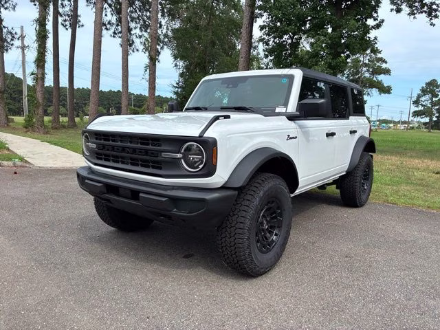 2026 Oxford White Ford Bronco Big Bend Matte Black Acc. Pkg. 4X4 SUV