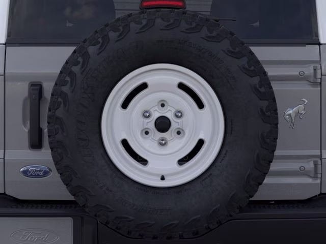 2026 Avalanche Gray Ford Bronco Heritage Edition 4X4 SUV
