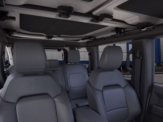 2026 Oxford White Ford Bronco Badlands 4X4 SUV